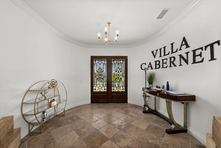 Wine Country Estate w/ Grotto — photo 2
