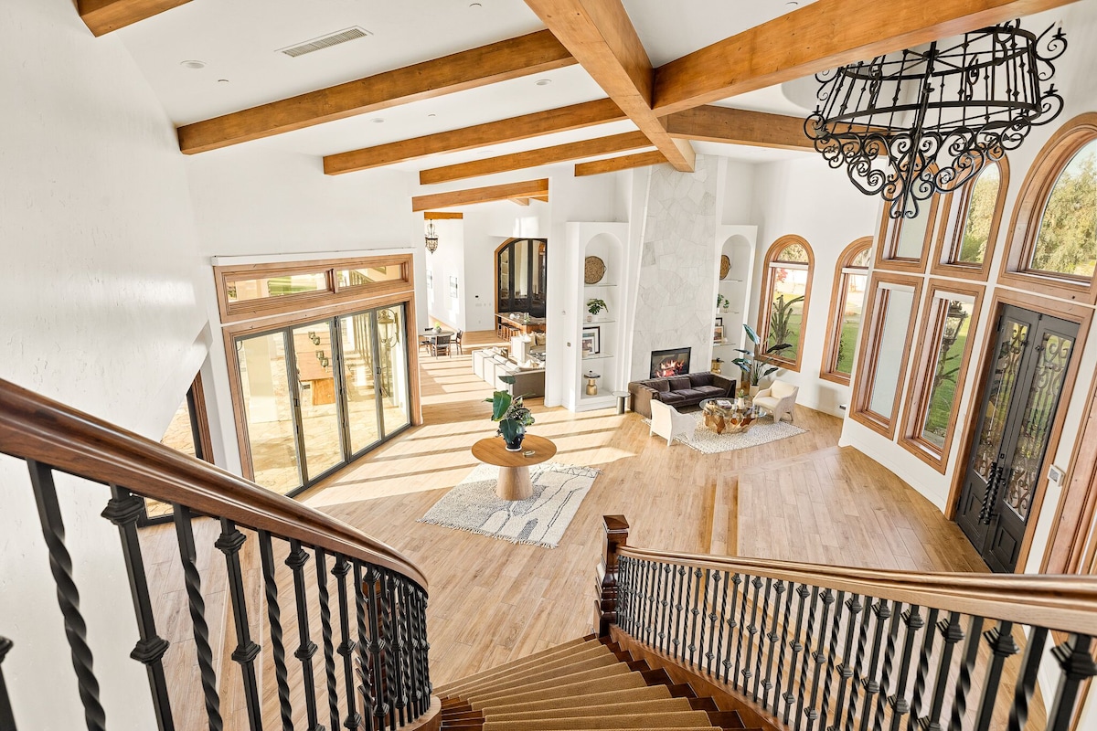 Zenda Estate (last year's house) — photo 1