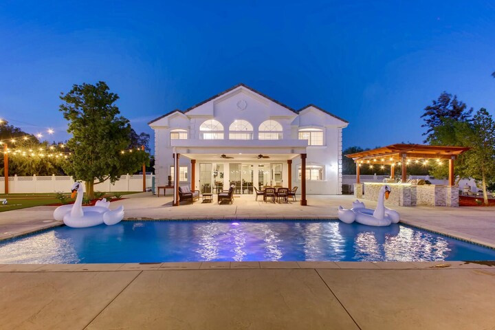 Villa Magnifica — photo 1