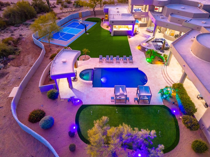 Resort Estate w/ Pickleball — photo 1