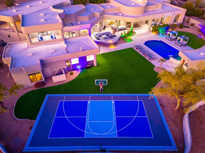 Resort Estate w/ Pickleball — photo 2